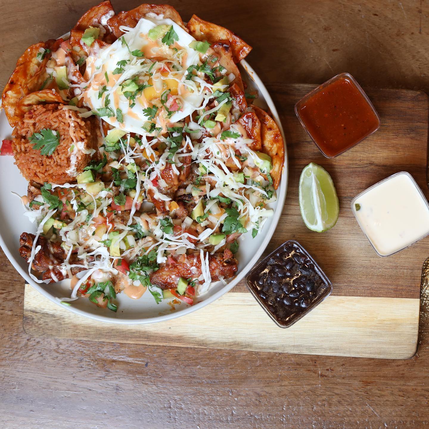 Chilaquiles, comida picante tu encontras aqui no restaurante mexicano las tortillas mexican grill em Luanda